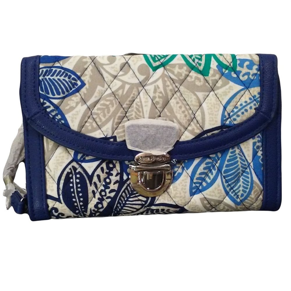 Vera Bradley Ultimate Wristlet 'Santiago' NWT NIP Quilted Floral Vegan Trim Blue